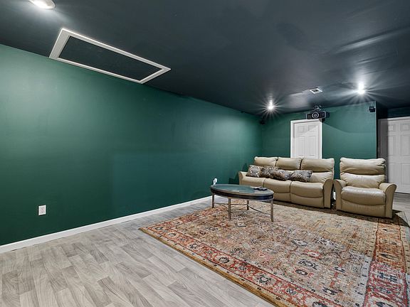 5th image of 100 Miranda Rd