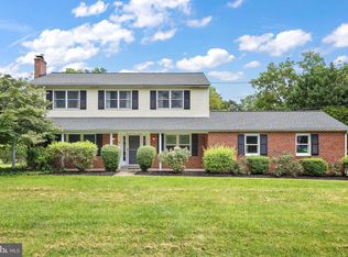 98 Husbands Dr, Wilmington, DE 19803