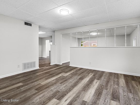 2nd image of 13600 Greystone Ave