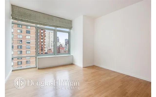 Rented by Douglas Elliman | media 8