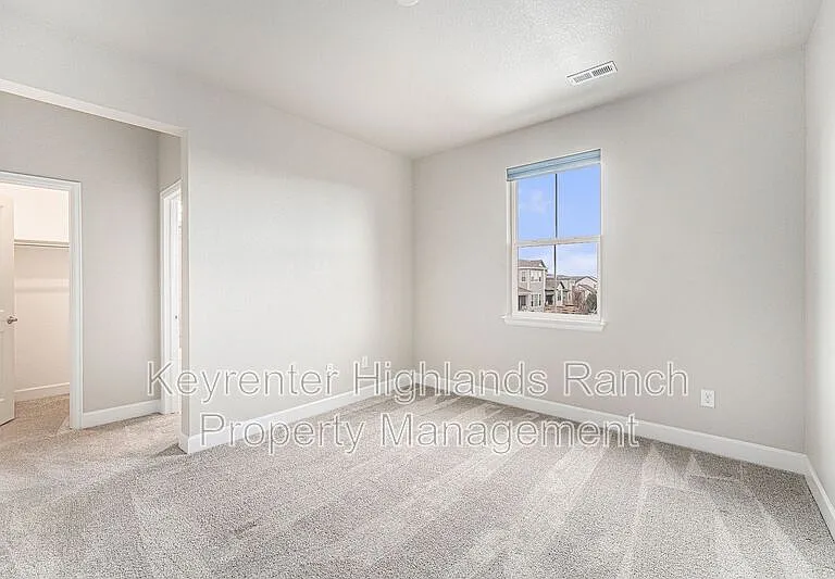 8504 Garden City Ave — Photo 12
