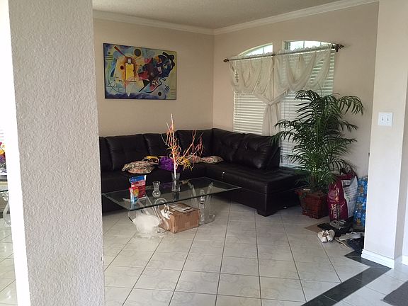 3rd image of 2810 Briarbrook Ln