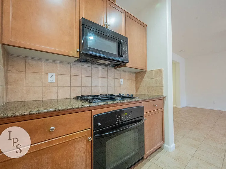 1668 N McPherson Ln — Photo 12