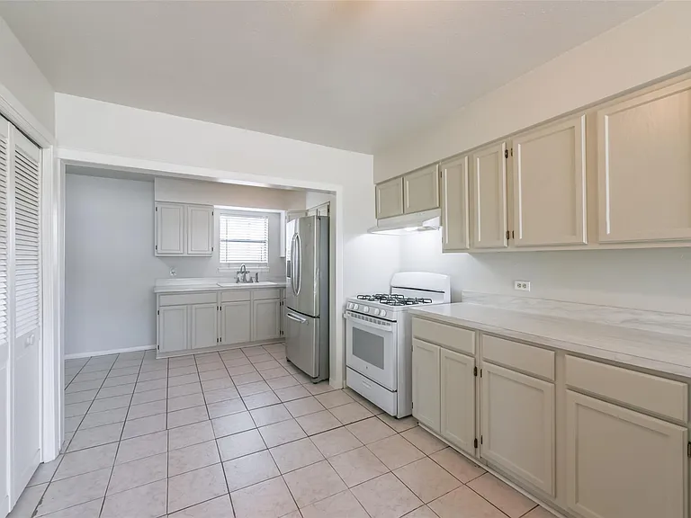 5514 Vickita Dr — Photo 21