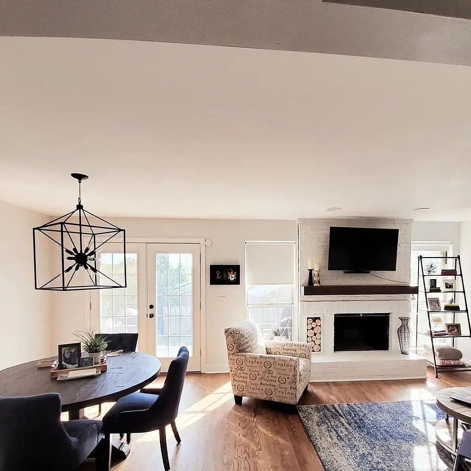 3 bed, 2.5 bath, 1444 sqft, $2,950 — Photo 3