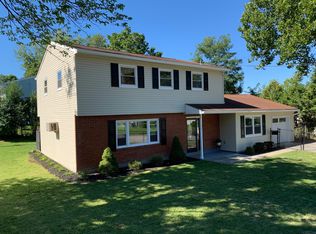 15 Rende Dr, Beacon, NY