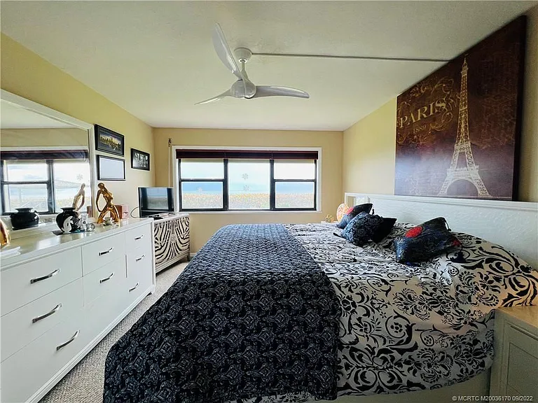 10044 S Ocean Dr #206 — Photo 32