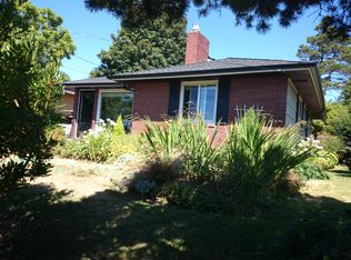 3740 SW Rose St, Seattle, WA 98126