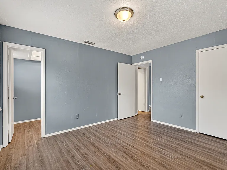1408 Yukon Dr — Photo 10