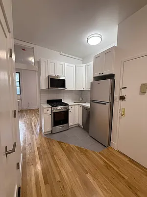 Rented by Building Equity Real Estate LLC | media 3