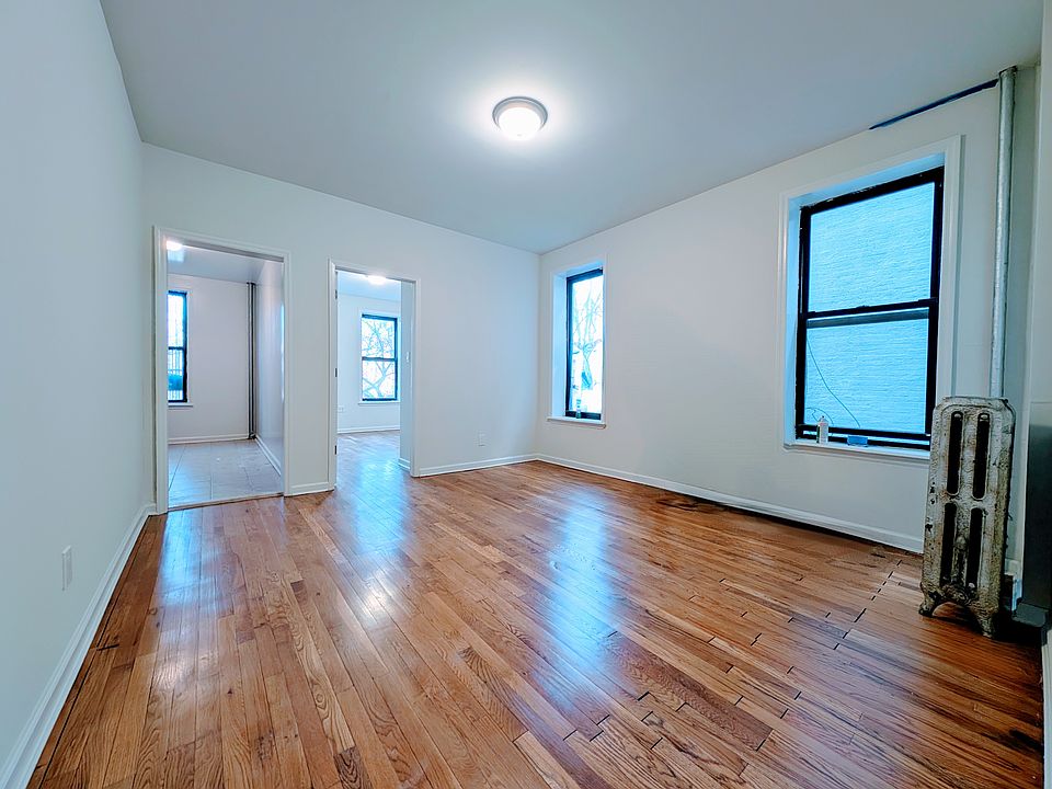 1st image of 369 Saint Johns Pl APT 8