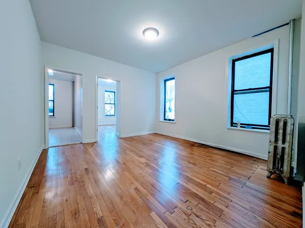 369 Saint John's Place image 1 of 10