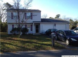 208 Cleveland Ct, Brick, NJ 08724