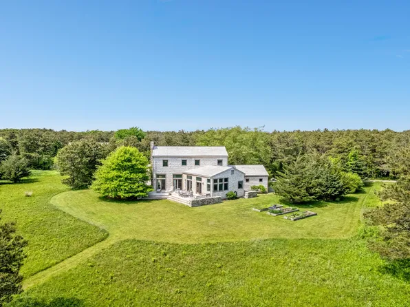 23 Alex Way, West Tisbury, MA 02575
