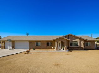 16188 Chippewa Rd, Apple Valley, CA 92307