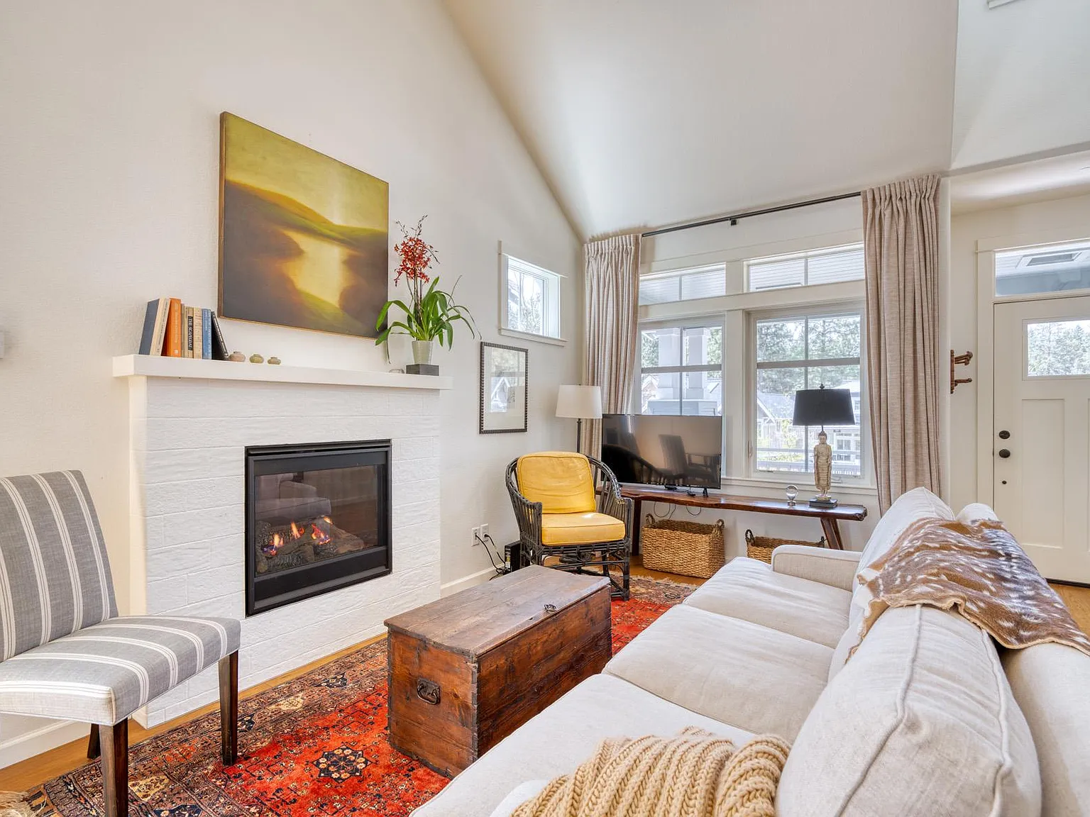 2439 Drouillard Ave — Photo 3