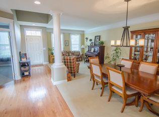 5206 Hanover Close, New Albany, OH 43054