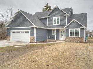 1316 McWan Dr, Burlington, WI 53105