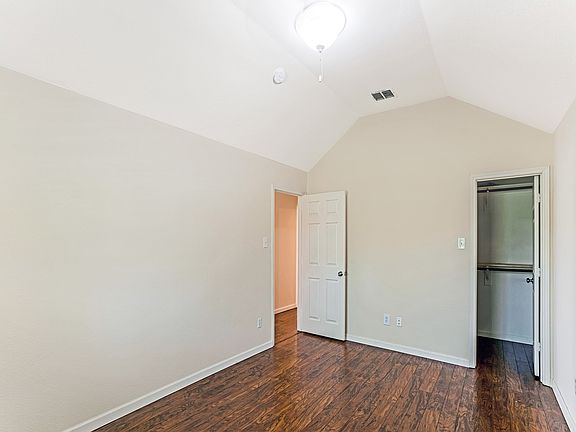 4th image of 3612 Kimble Dr