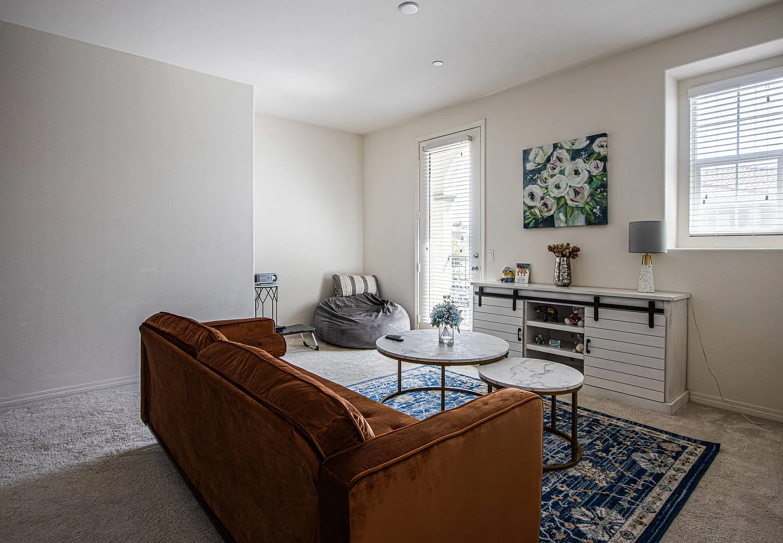 4 bed, 2237 sqft, $6,800 — Photo 3