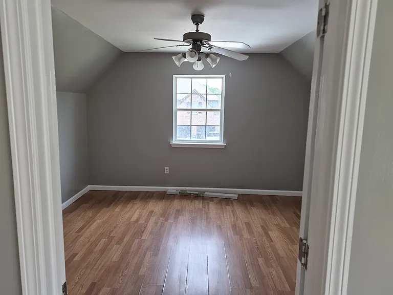 3914 Spearmint Ln NW — Photo 9