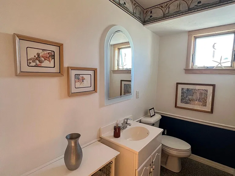 13 Atlantic Ave — Photo 28