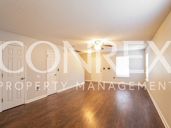 3rd image of 5045 Thornton Dr