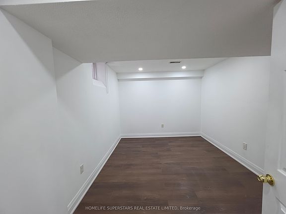 4th image of 5 Big Moe Cres #Basement