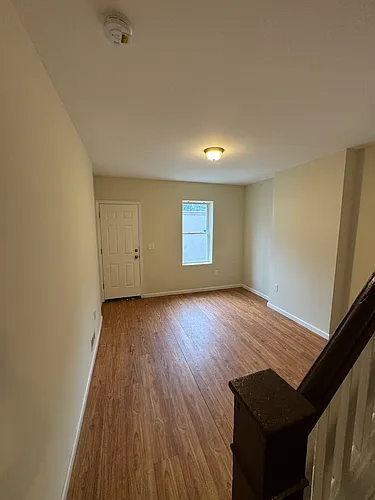 61 Asbury St Photo 1
