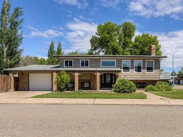 1010 S 22nd Ave, Coaldale, AB T1M 1B6