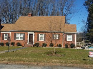 1001 Grove Ave, Lawrenceville, VA 23868