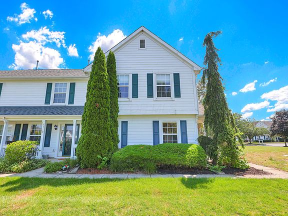 4th image of 6333 Lakeview Dr E #6333