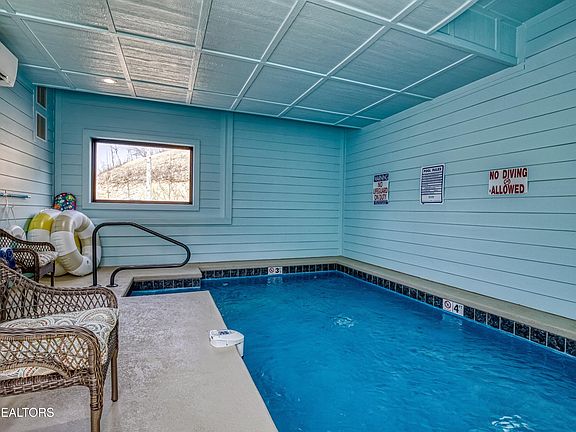 2nd image of 3119 Mitzi Way