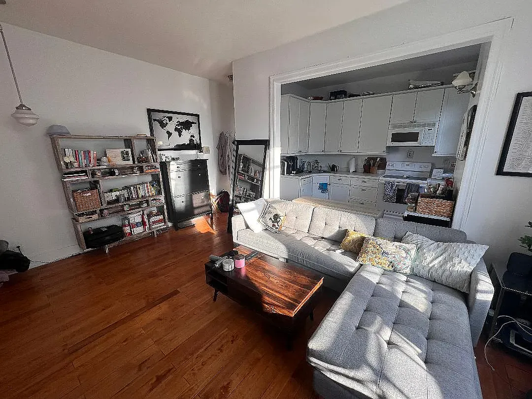 525 4th Street — Photo 3