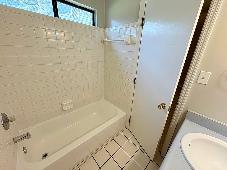 3245 Mound Dr — Photo 17