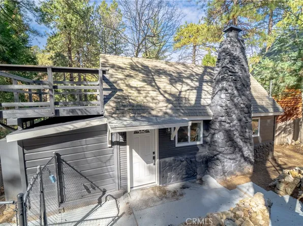 982 Oak Dr, Crestline, CA 92325