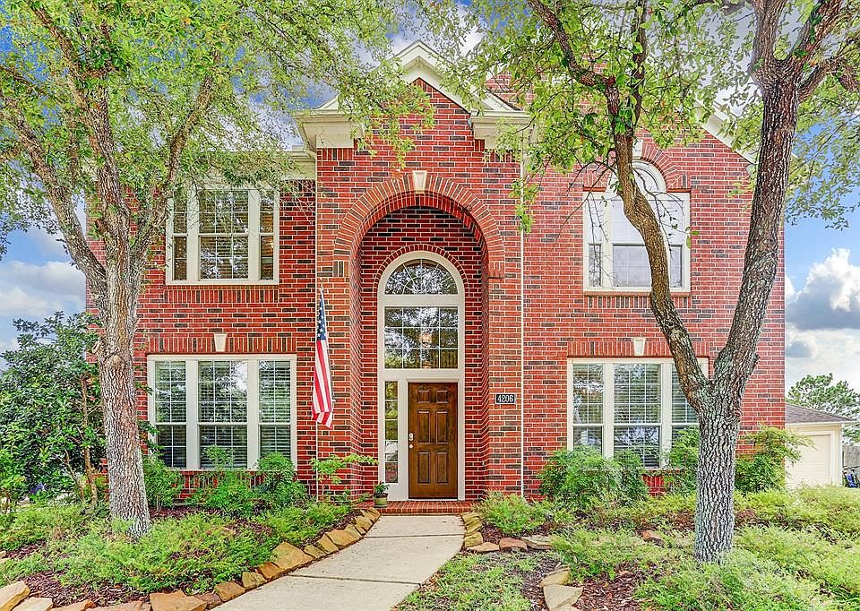 1st image of 4206 Stoney Knoll Ln