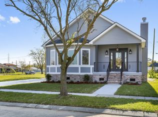 217 Beaver Dr, Arabi, LA 70032