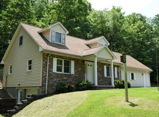 10551 Buck Run Dr, Huntingdon, PA 16652