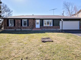 1020 E Bonner Rd, Wauconda, IL 60084