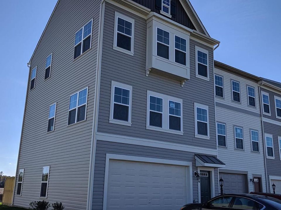 1st image of 206 Parkland Dr