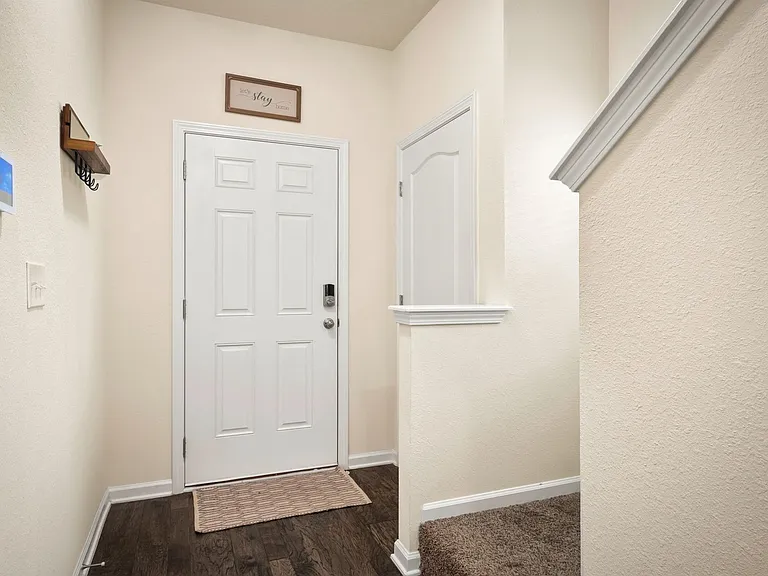 8036 Cape Fox Dr — Photo 31