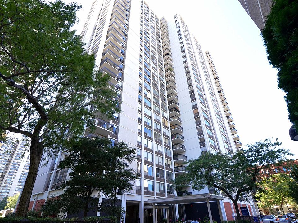 1st image of 1460 N Sandburg Ter APT 1902A