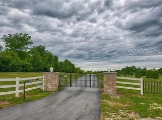 3710 S Rust Rd, Grain Valley, MO 64029