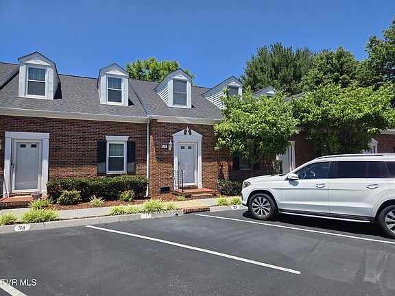 2nd image of 400 Sunset Dr APT G33