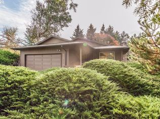 6120 SE Ankeny St, Portland, OR