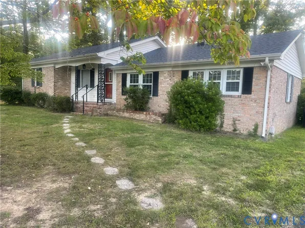 2707 Academy Rd, Powhatan, VA 23139