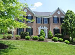 211 Walnut Dr, Venetia, PA 15367