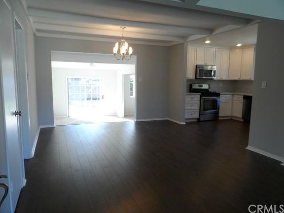 4th image of 1408 W Farlington St