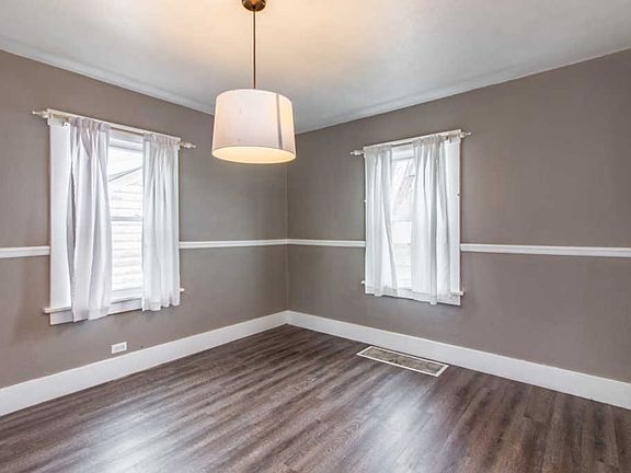 4th image of 2521 W Ardmore Pl